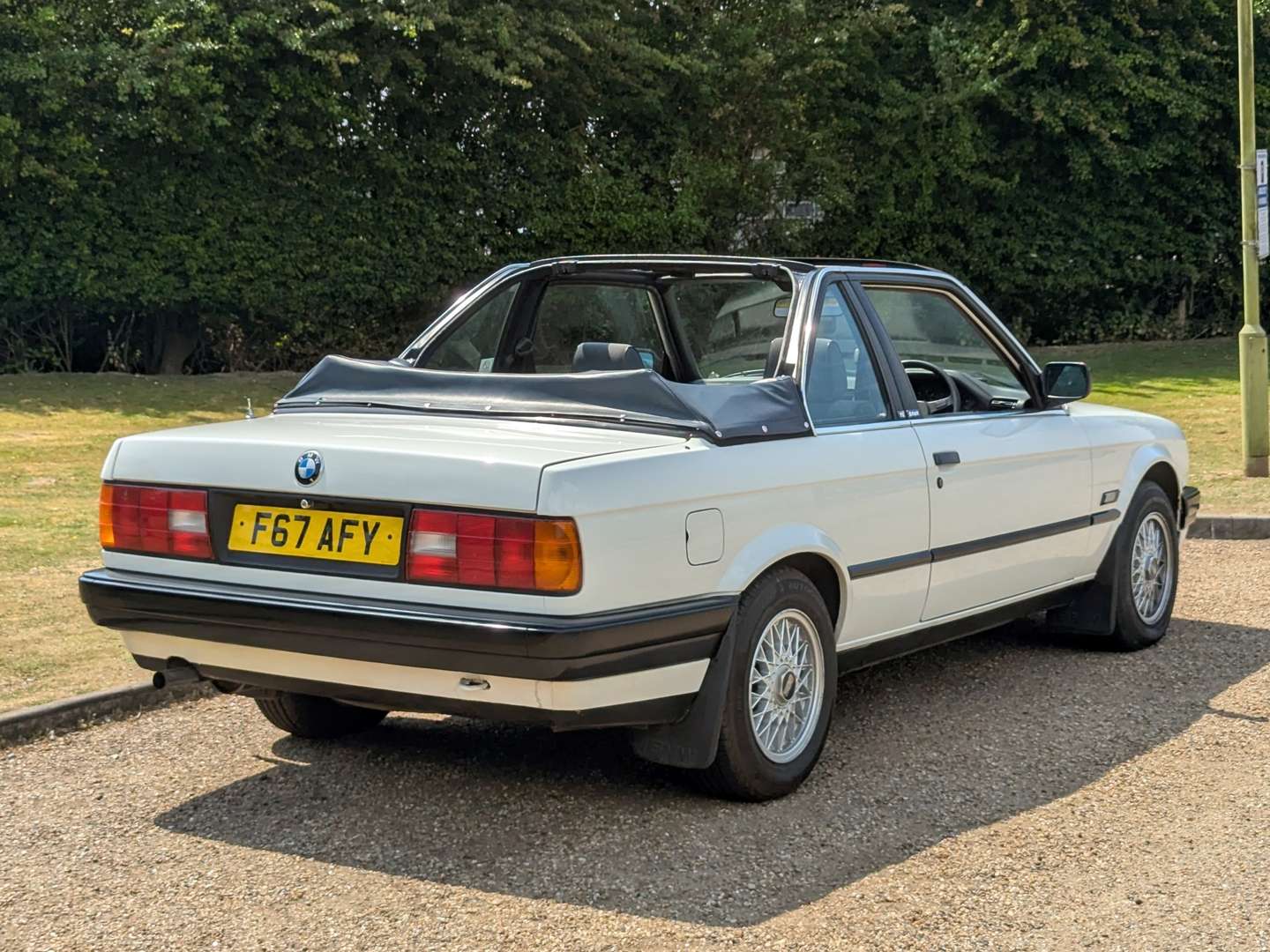 <p>1989 BMW E30 316I BAUR CABRIO</p>