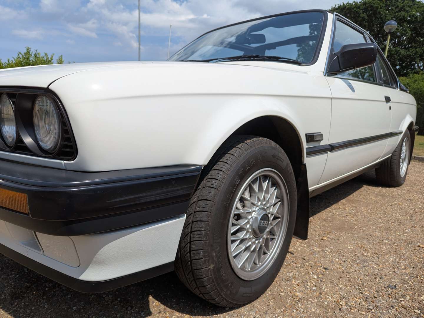 <p>1989 BMW E30 316I BAUR CABRIO</p>