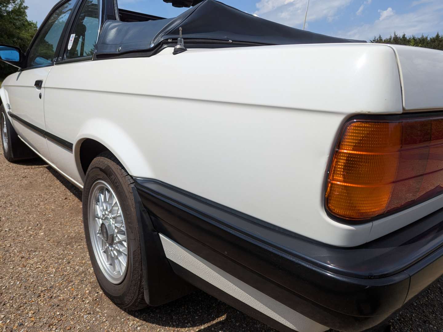 <p>1989 BMW E30 316I BAUR CABRIO</p>