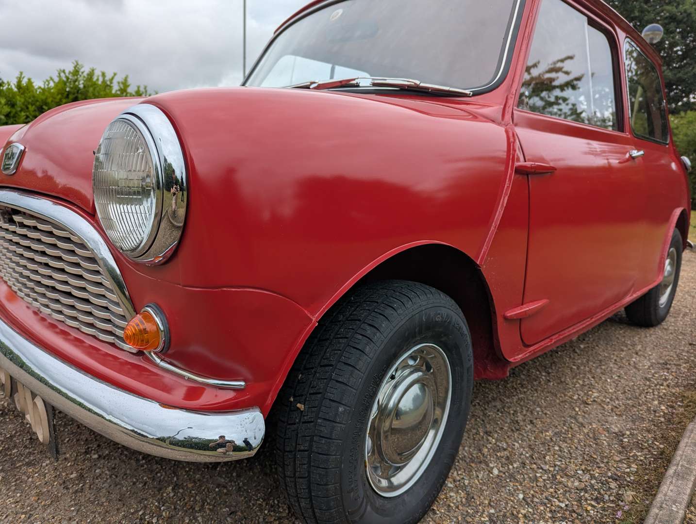 <p>1962 AUSTIN MINI SUPER DE LUXE</p>