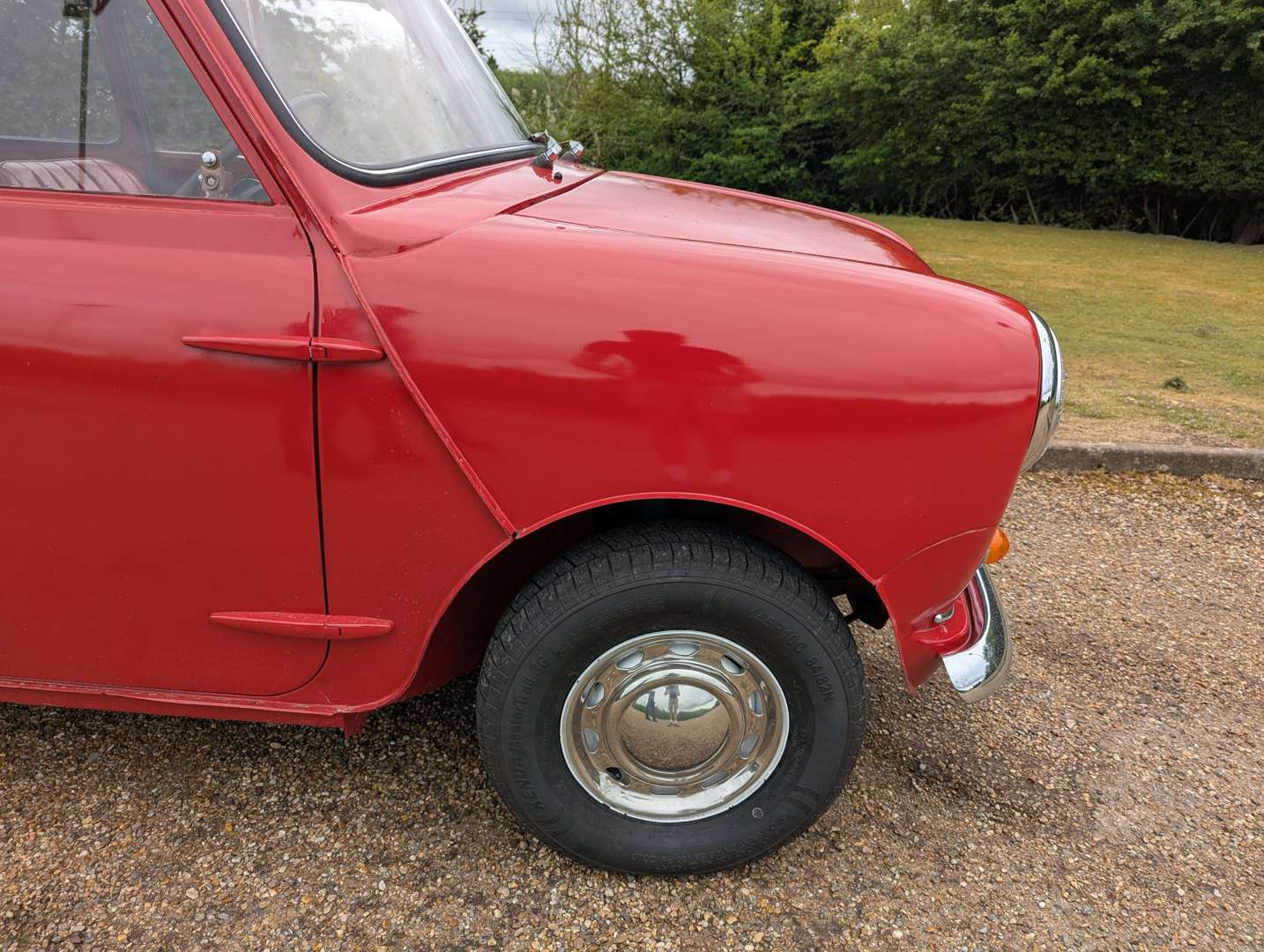<p>1962 AUSTIN MINI SUPER DE LUXE</p>