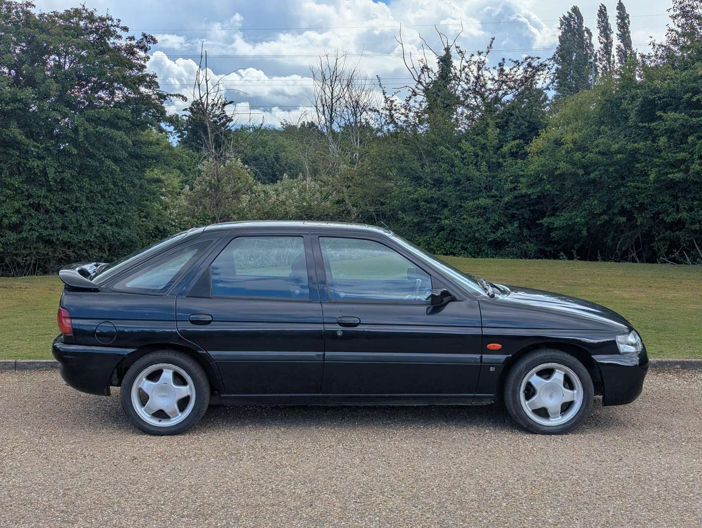 <p>1996 FORD ESCORT SI</p>