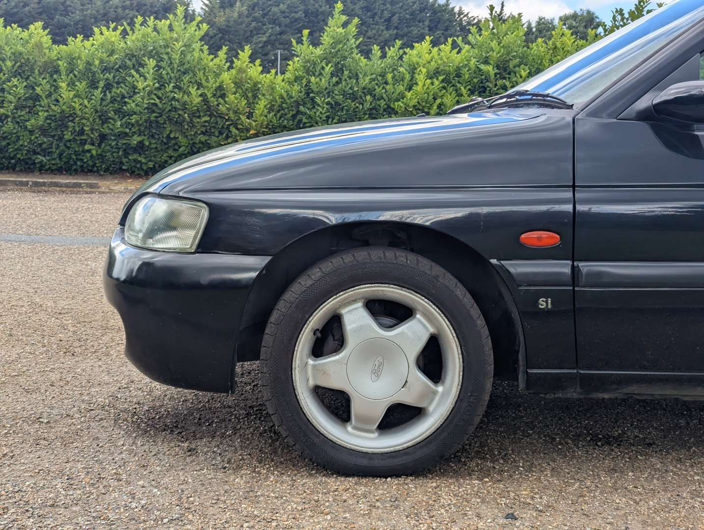 <p>1996 FORD ESCORT SI</p>