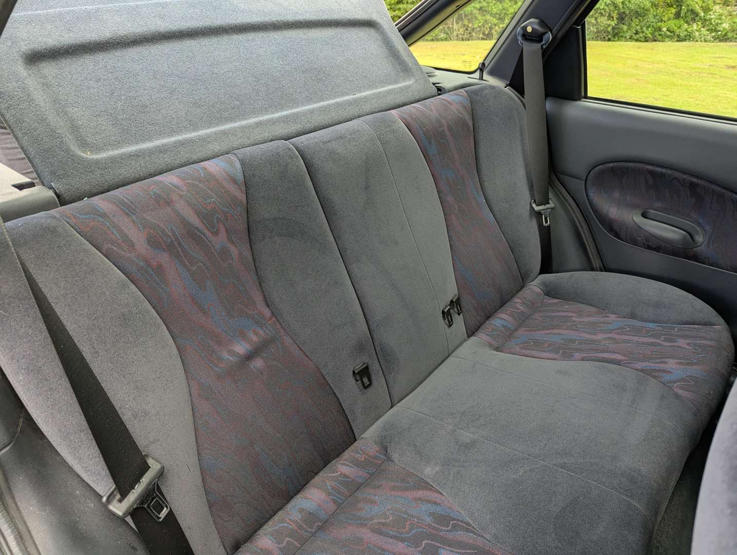 <p>1996 FORD ESCORT SI</p>