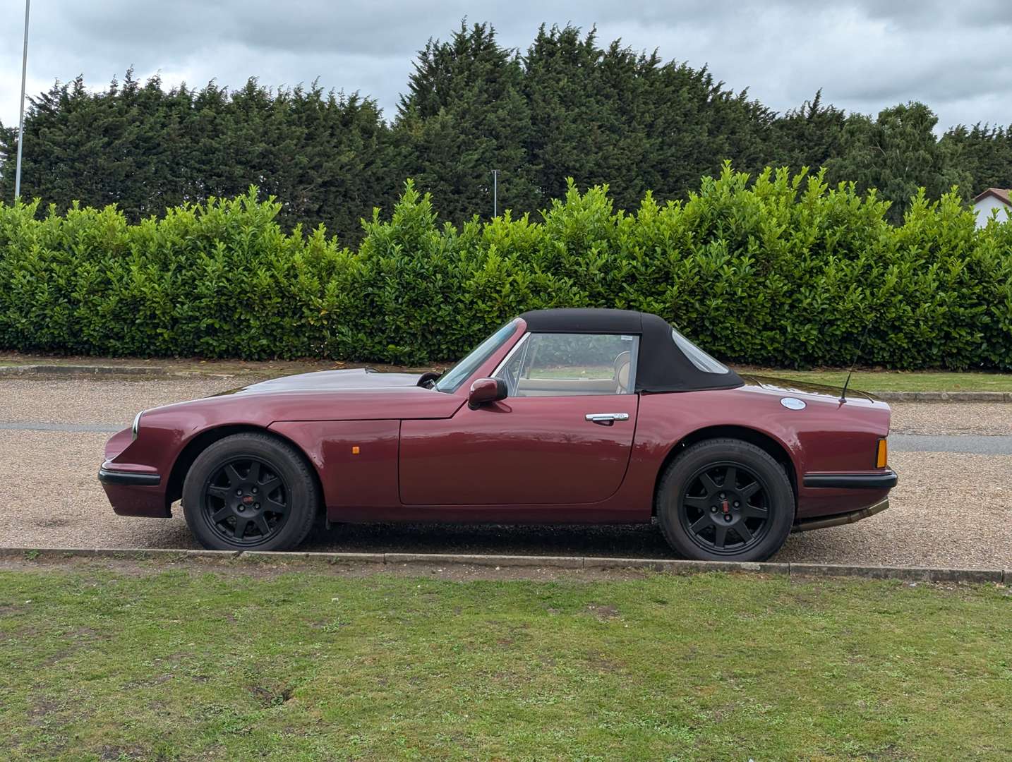 <p>1992 TVR V8S</p>
