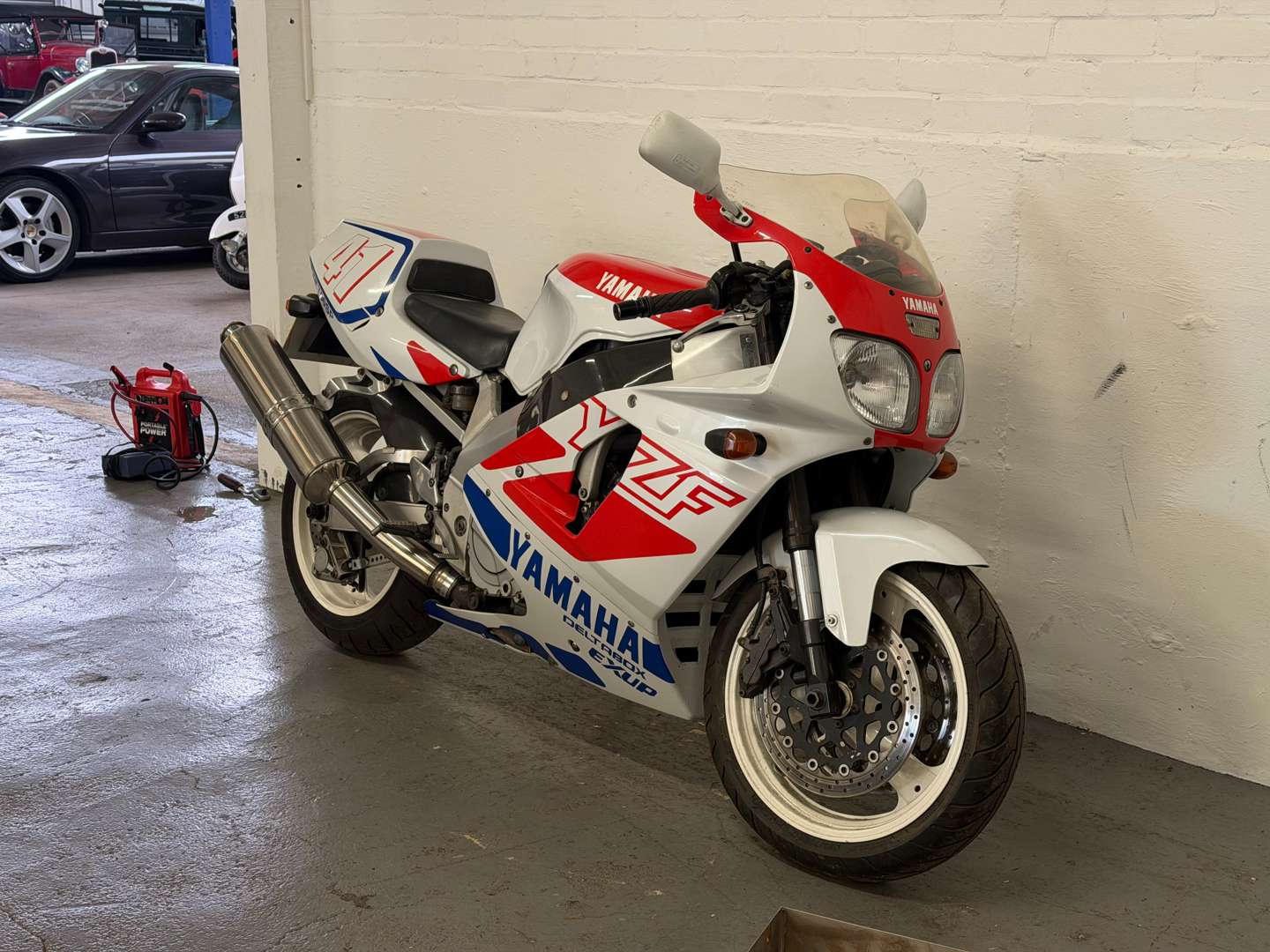 <p>1993 YAMAHA YZF 750</p>