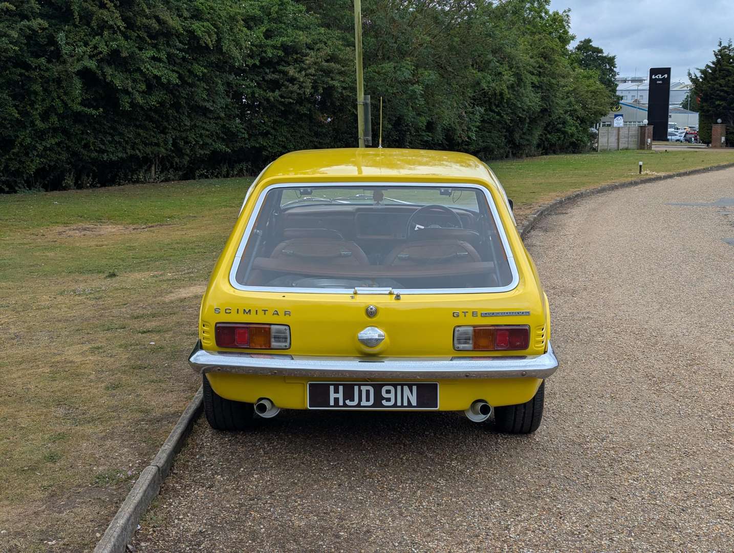 <p>1975 RELIANT SCIMITAR GTE</p>