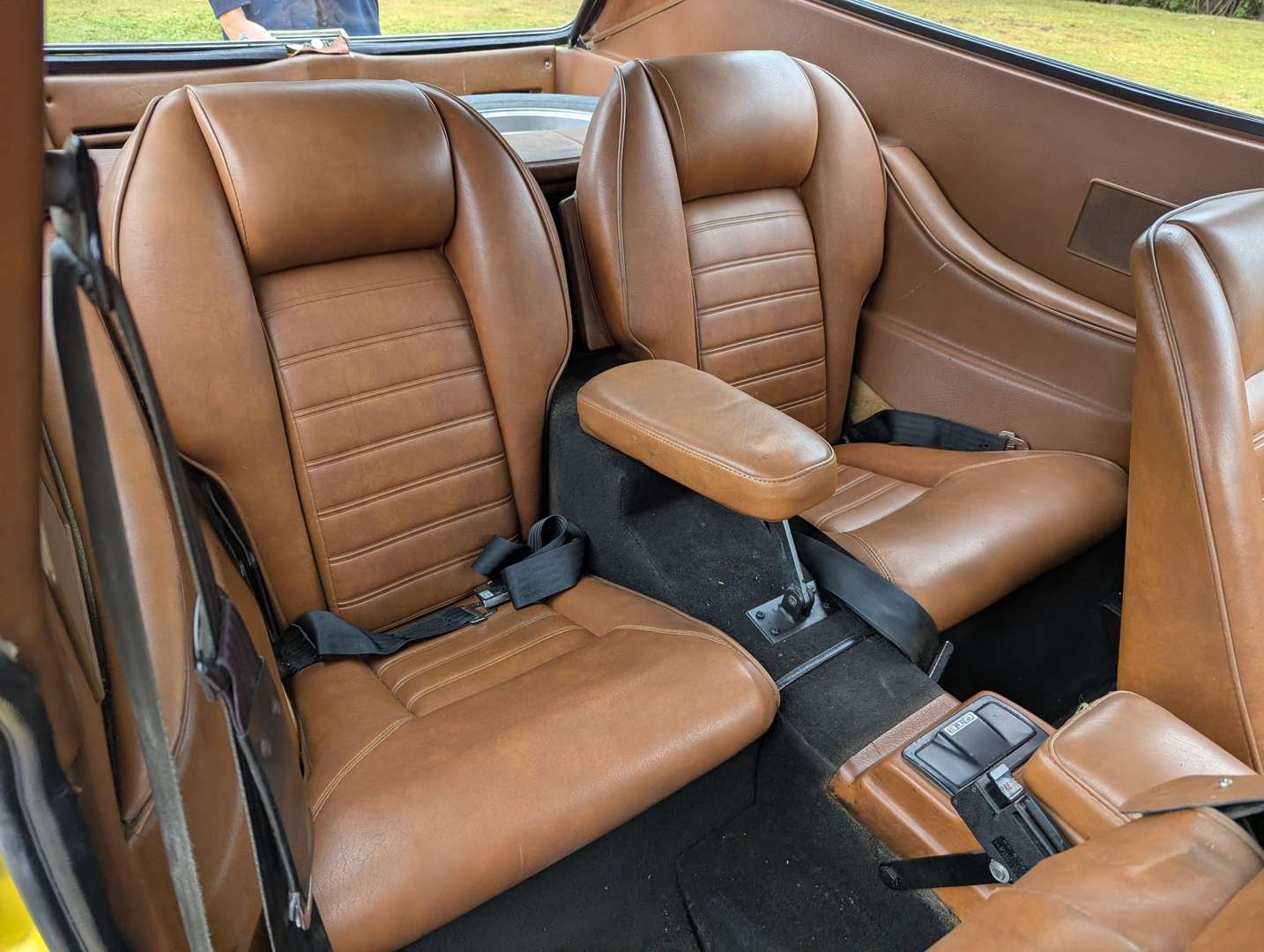 <p>1975 RELIANT SCIMITAR GTE</p>