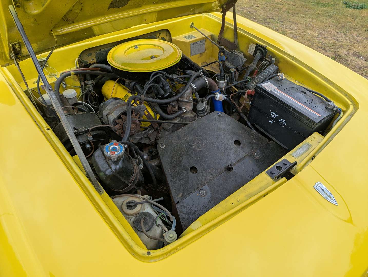 <p>1975 RELIANT SCIMITAR GTE</p>