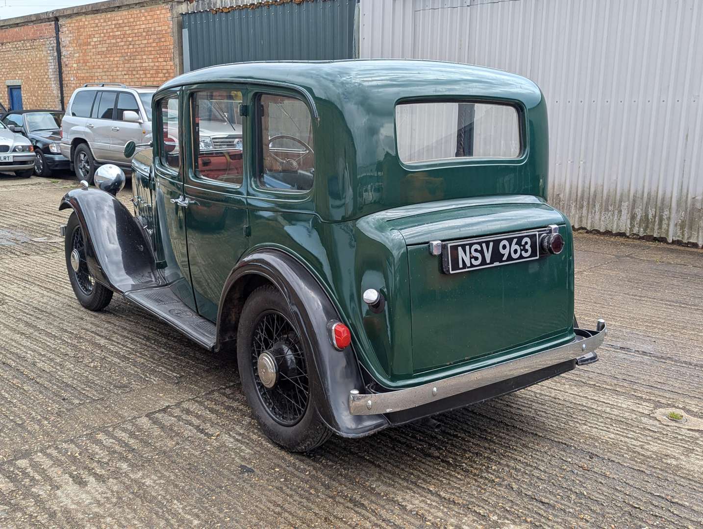 <p>1935 AUSTIN ASCOT 12/6</p>