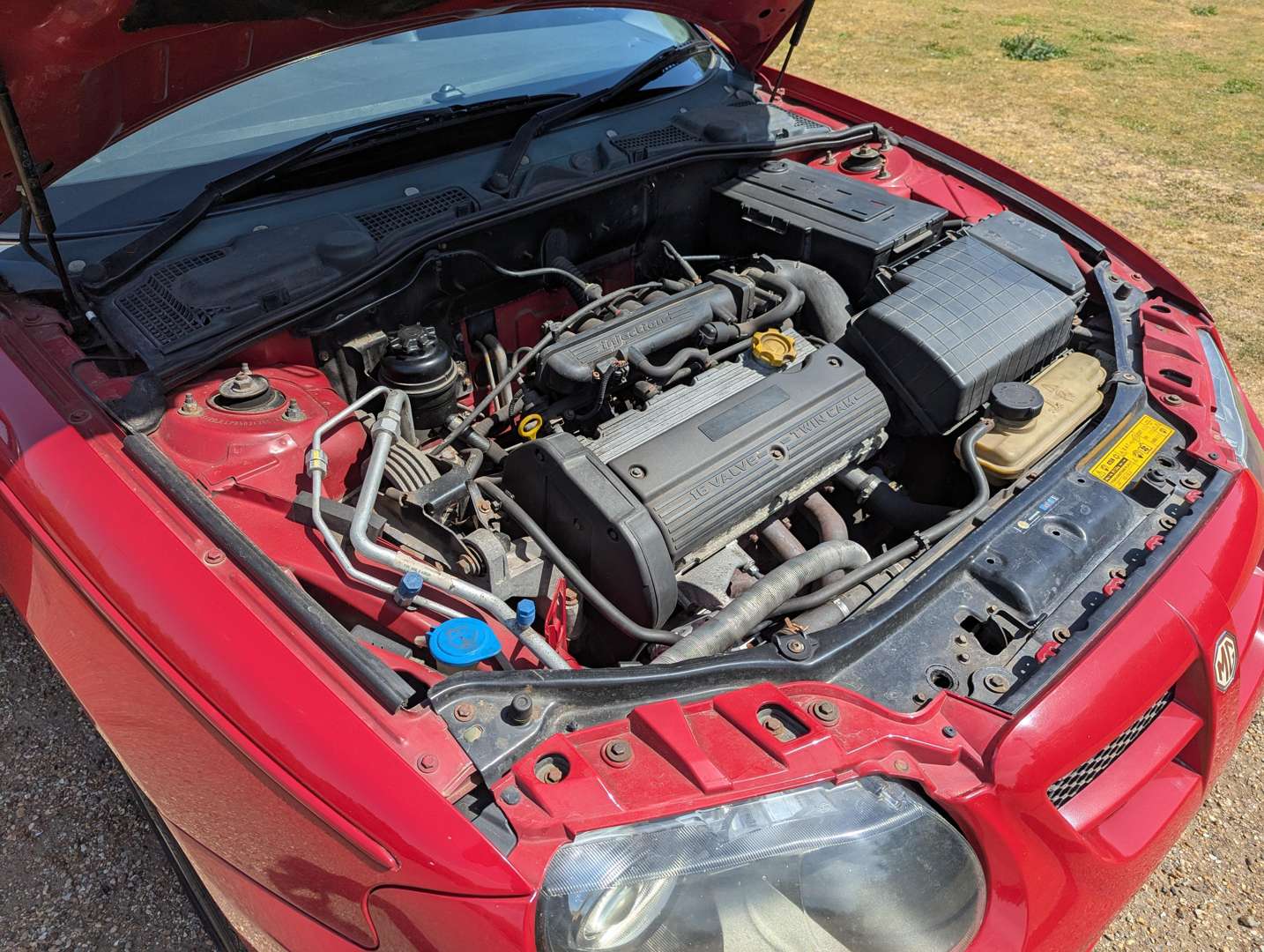 <p>2005 MG ZT</p>