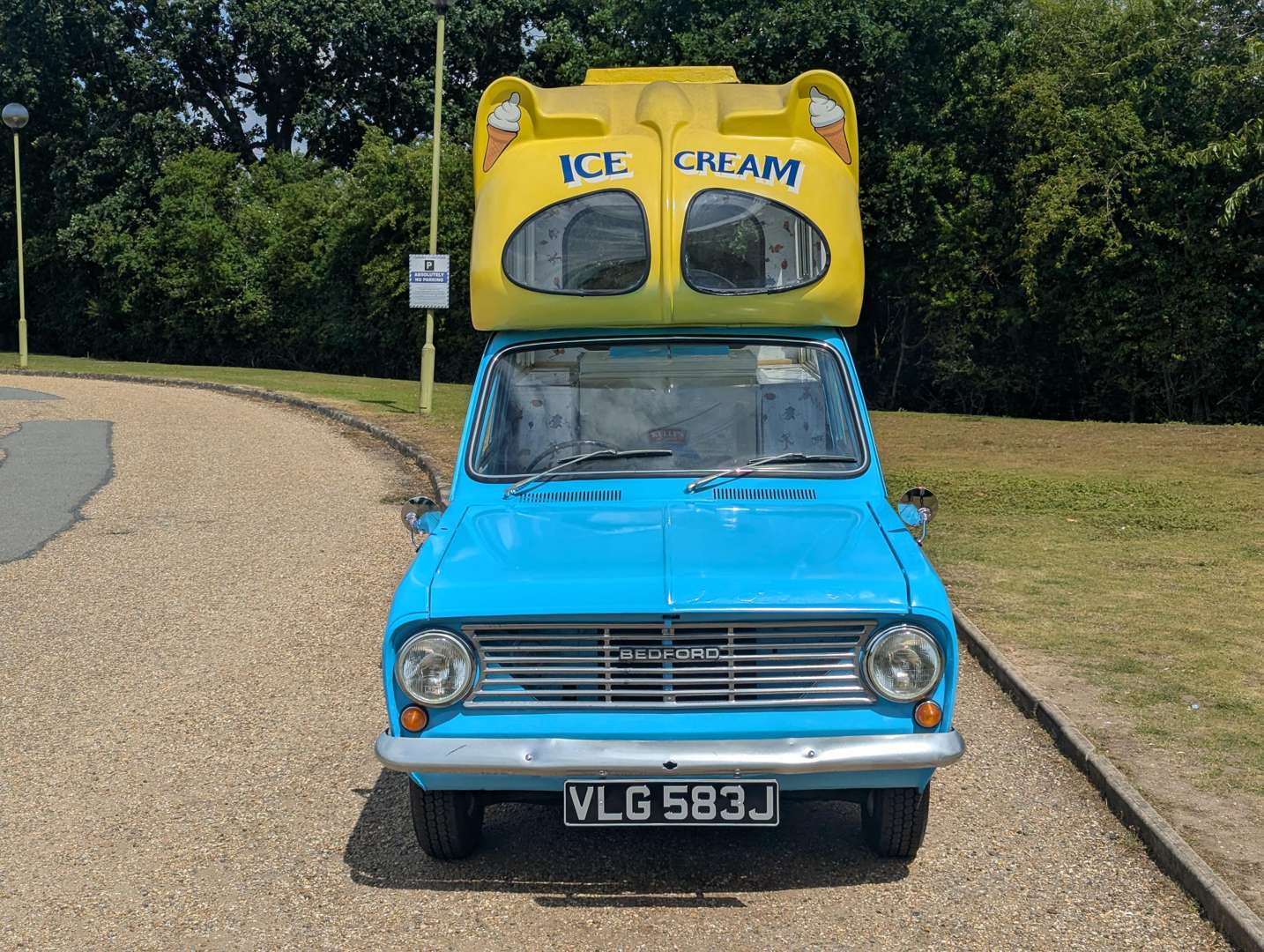 <p>1971 BEDFORD HA ICE CREAM VAN</p>