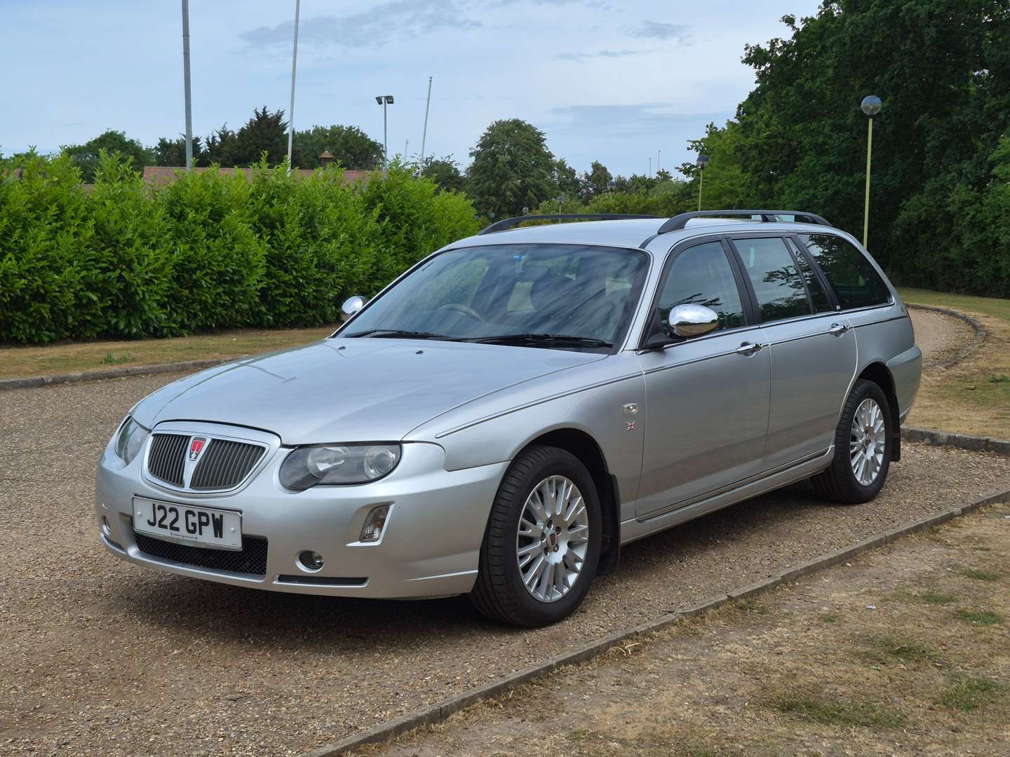 <p>2004 ROVER 75 2.0 CDTI AUTO CONNOISSEUR ESTATE</p>