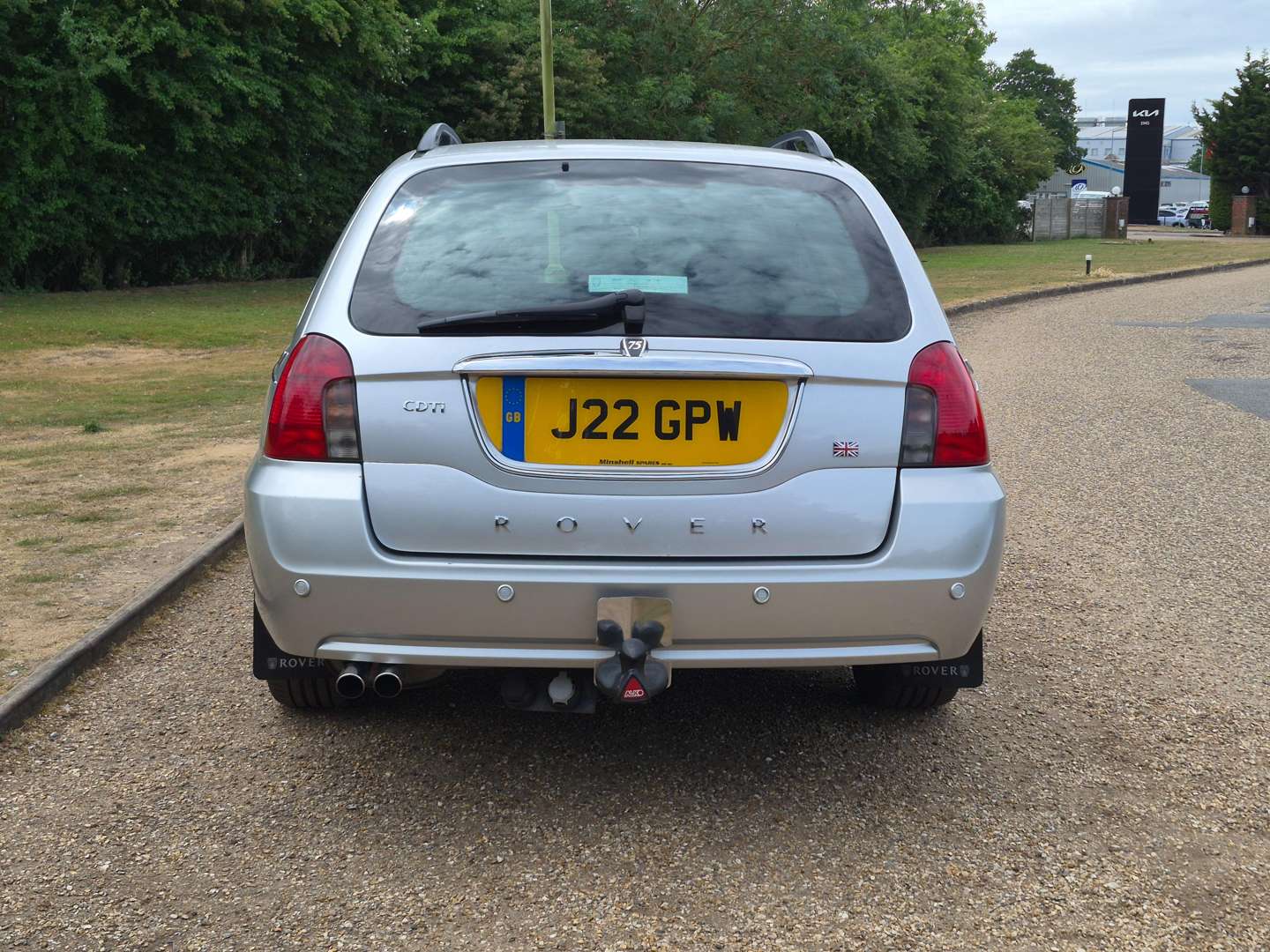 <p>2004 ROVER 75 2.0 CDTI AUTO CONNOISSEUR ESTATE</p>