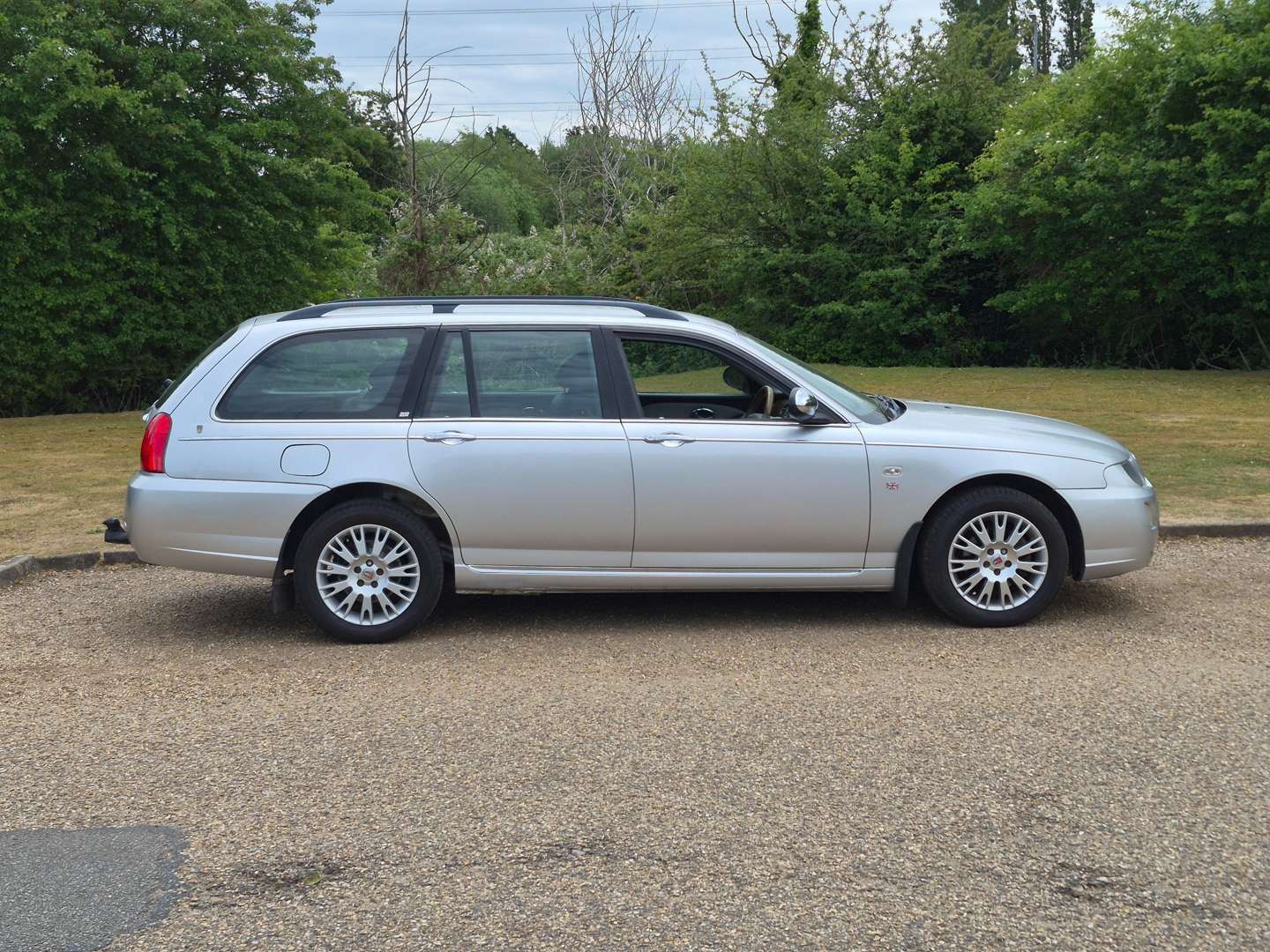 <p>2004 ROVER 75 2.0 CDTI AUTO CONNOISSEUR ESTATE</p>