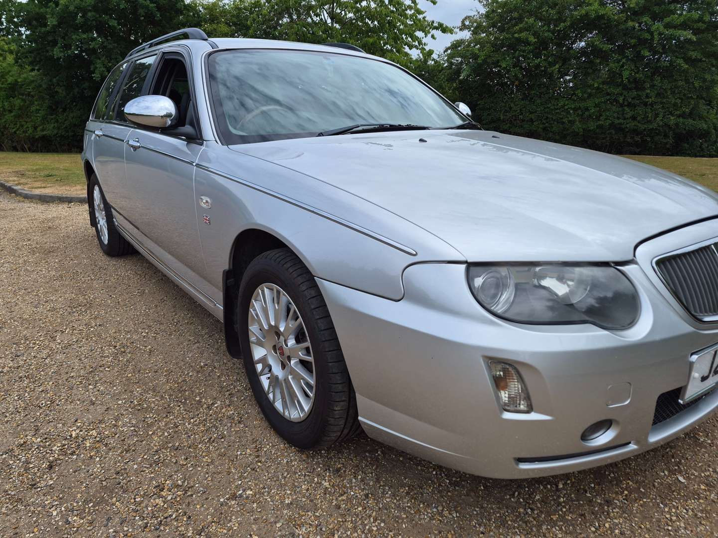 <p>2004 ROVER 75 2.0 CDTI AUTO CONNOISSEUR ESTATE</p>