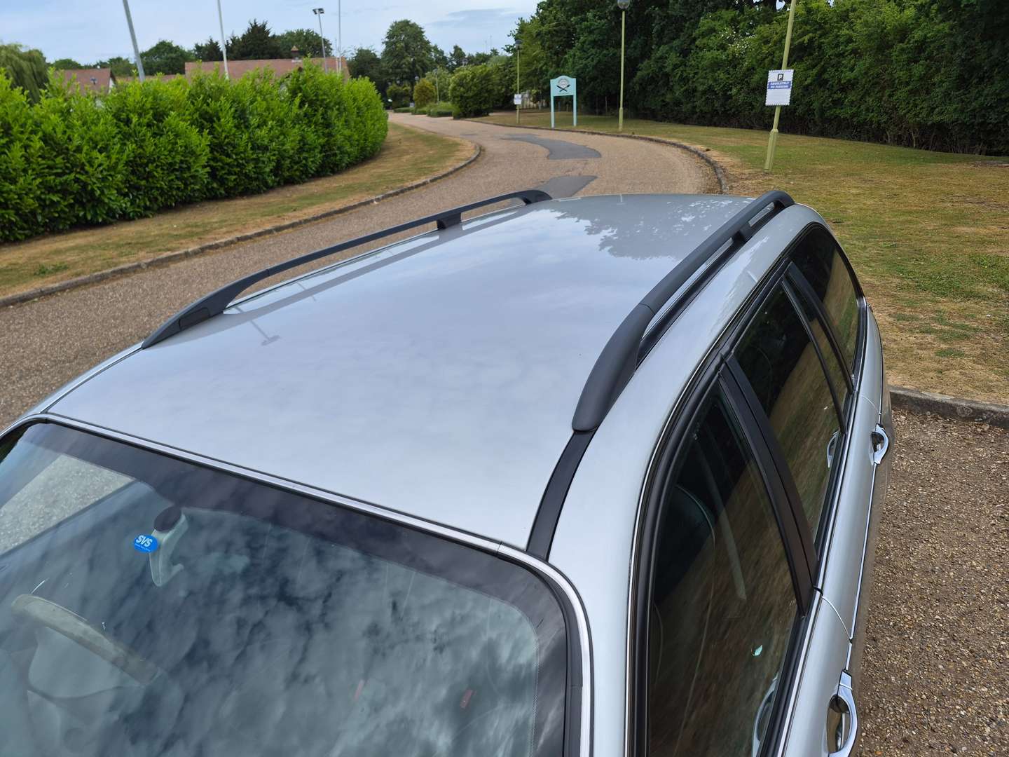 <p>2004 ROVER 75 2.0 CDTI AUTO CONNOISSEUR ESTATE</p>