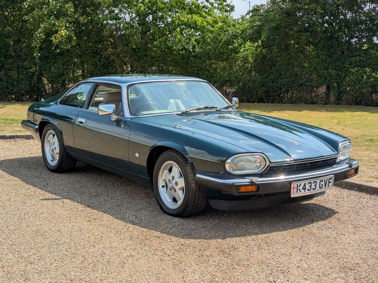 <p>1992 JAGUAR XJS 4.0 MANUAL</p>