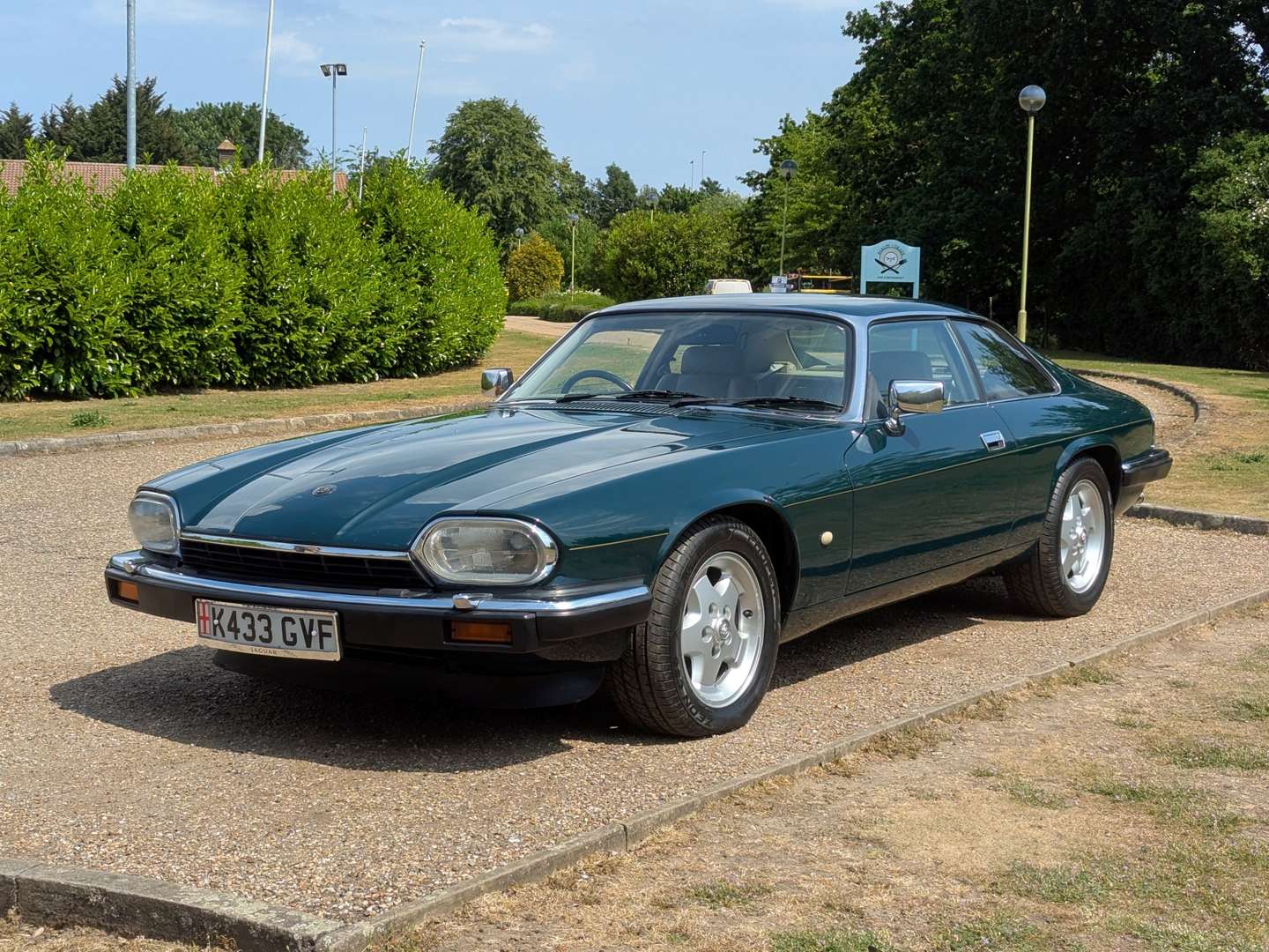<p>1992 JAGUAR XJS 4.0 MANUAL</p>