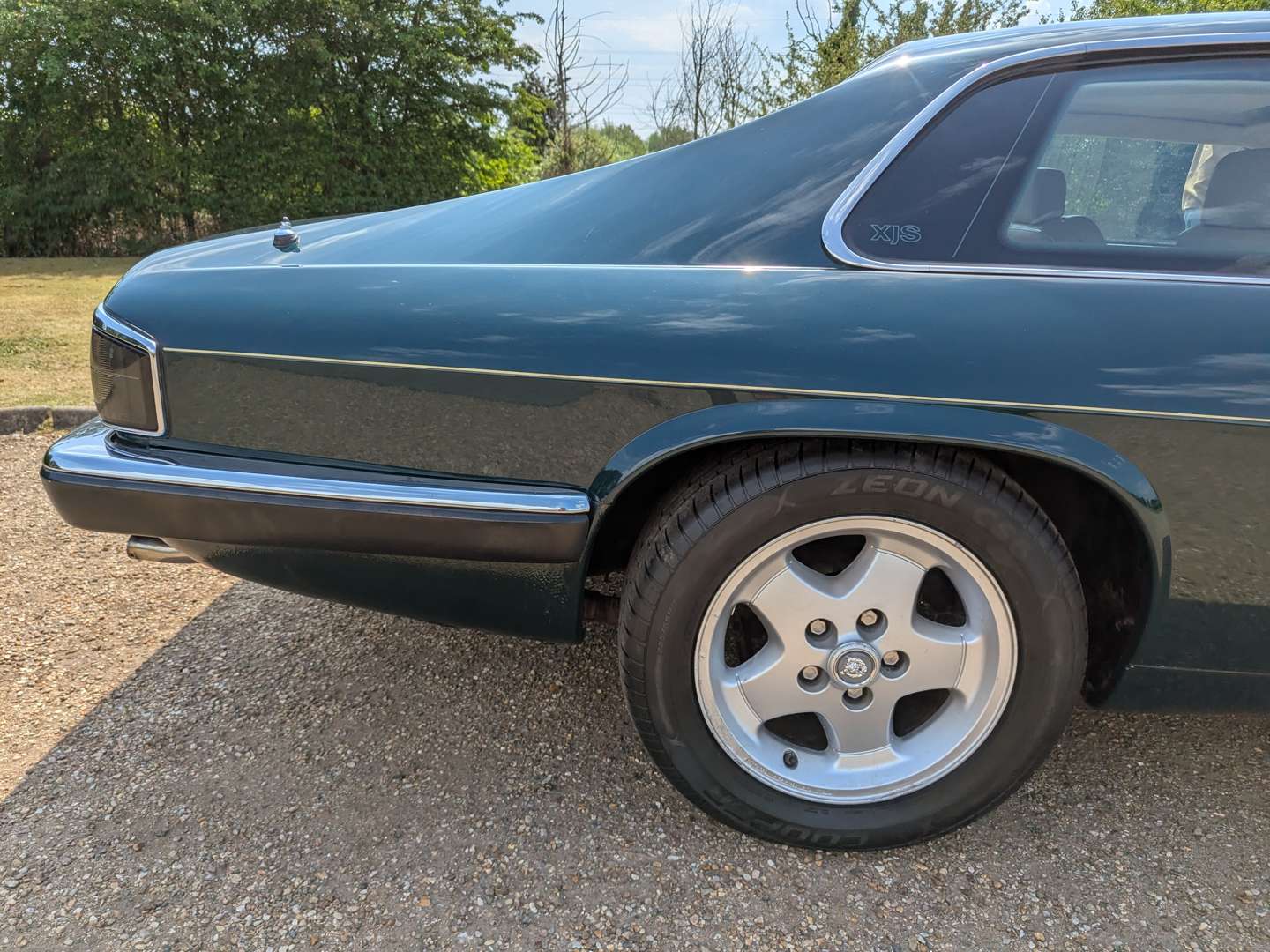 <p>1992 JAGUAR XJS 4.0 MANUAL</p>