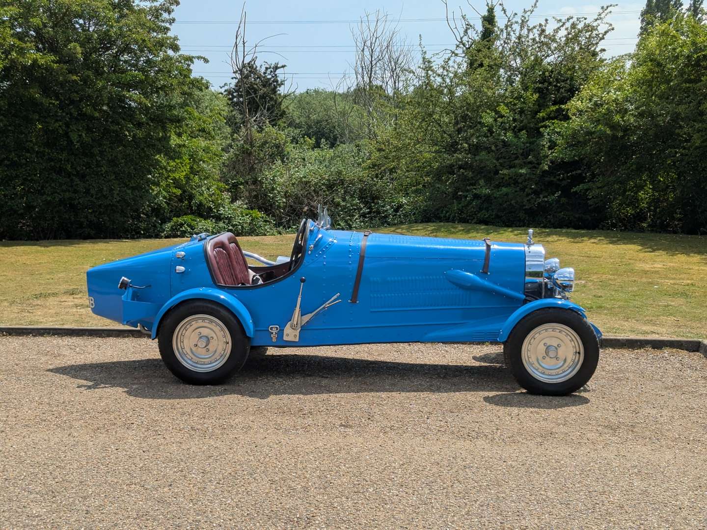 <p>1968 VW BUGATTI TYPE 35 REPLICA</p>