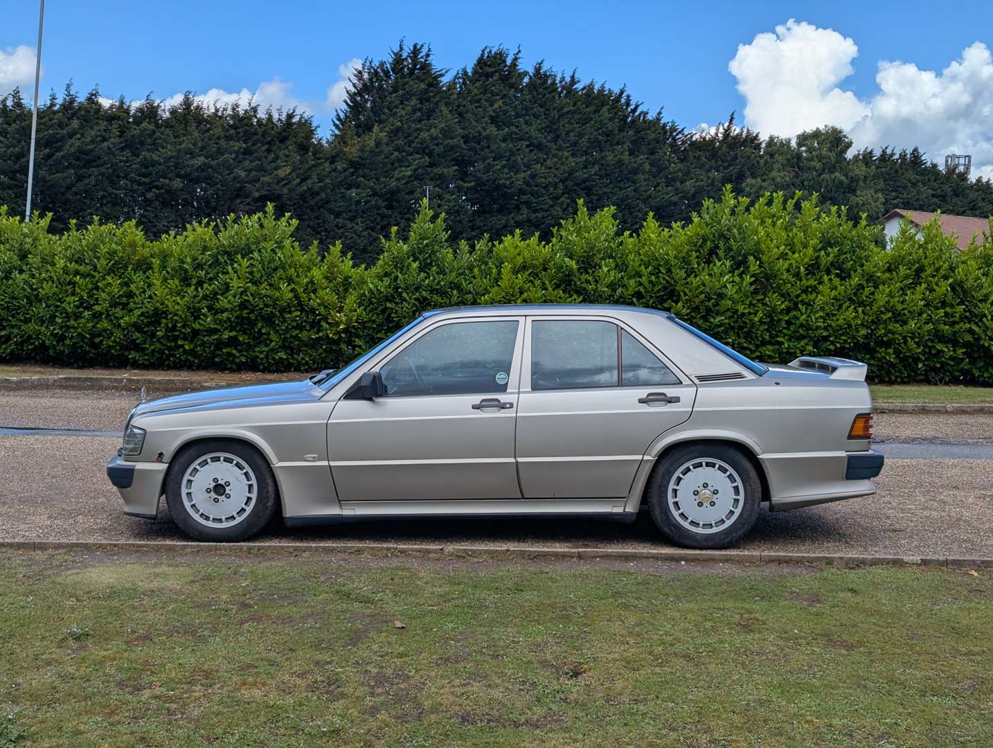 <p>1989 MERCEDES 190E COSWORTH 2.5</p>