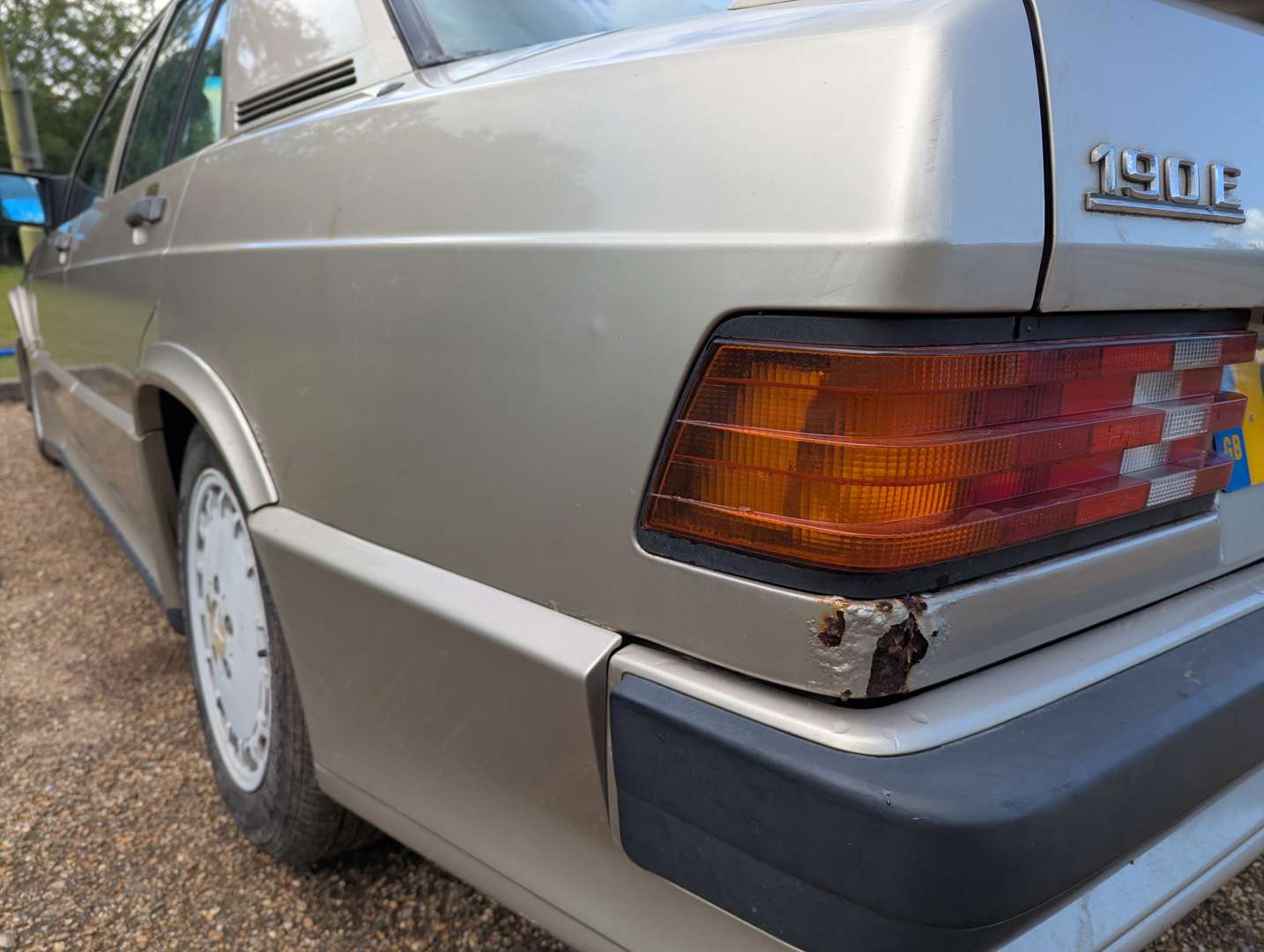 <p>1989 MERCEDES 190E COSWORTH 2.5</p>
