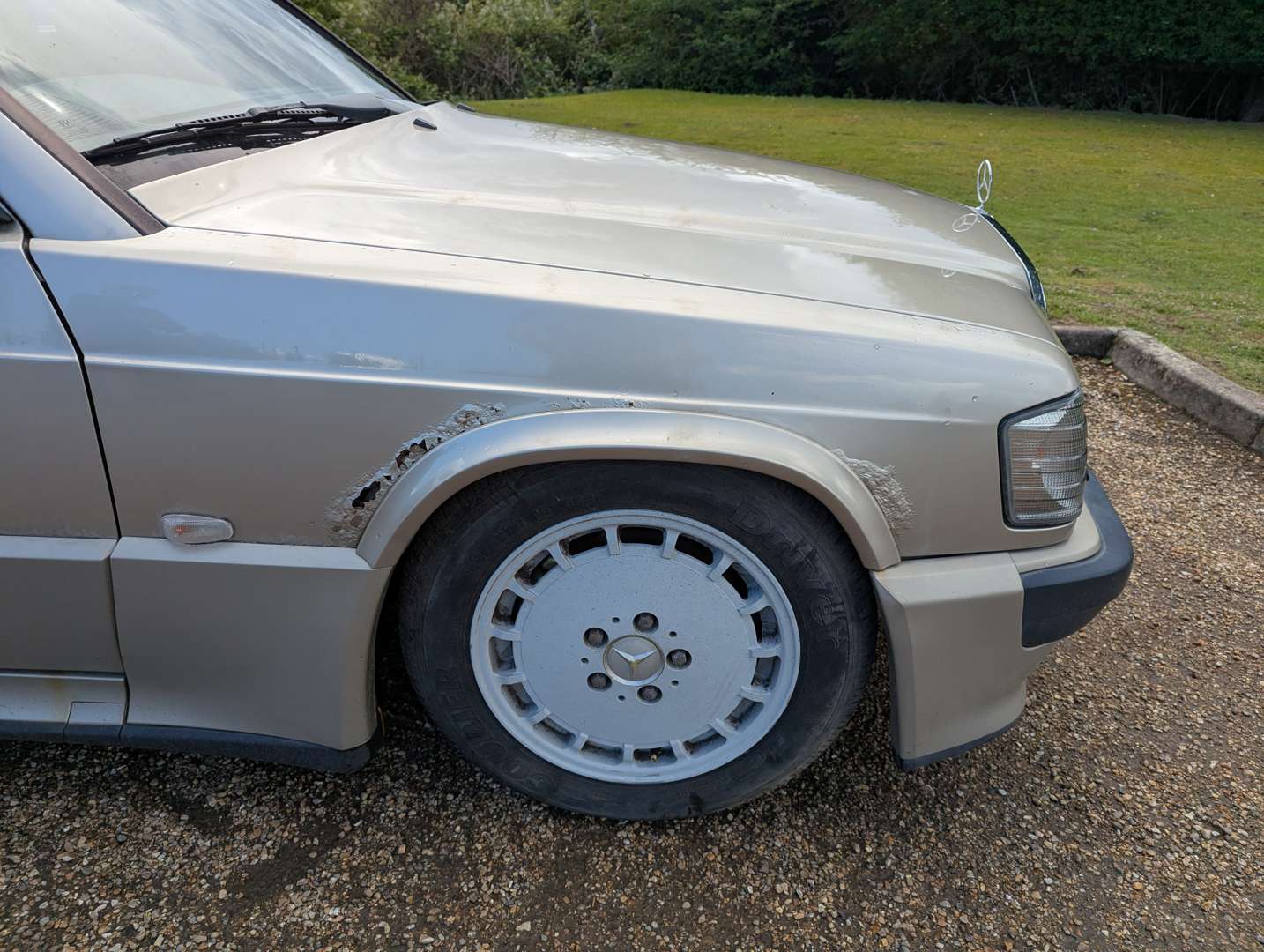 <p>1989 MERCEDES 190E COSWORTH 2.5</p>