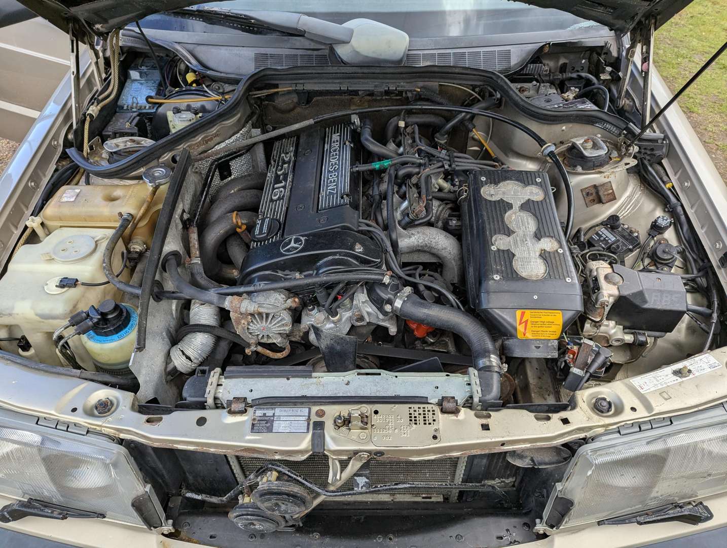 <p>1989 MERCEDES 190E COSWORTH 2.5</p>