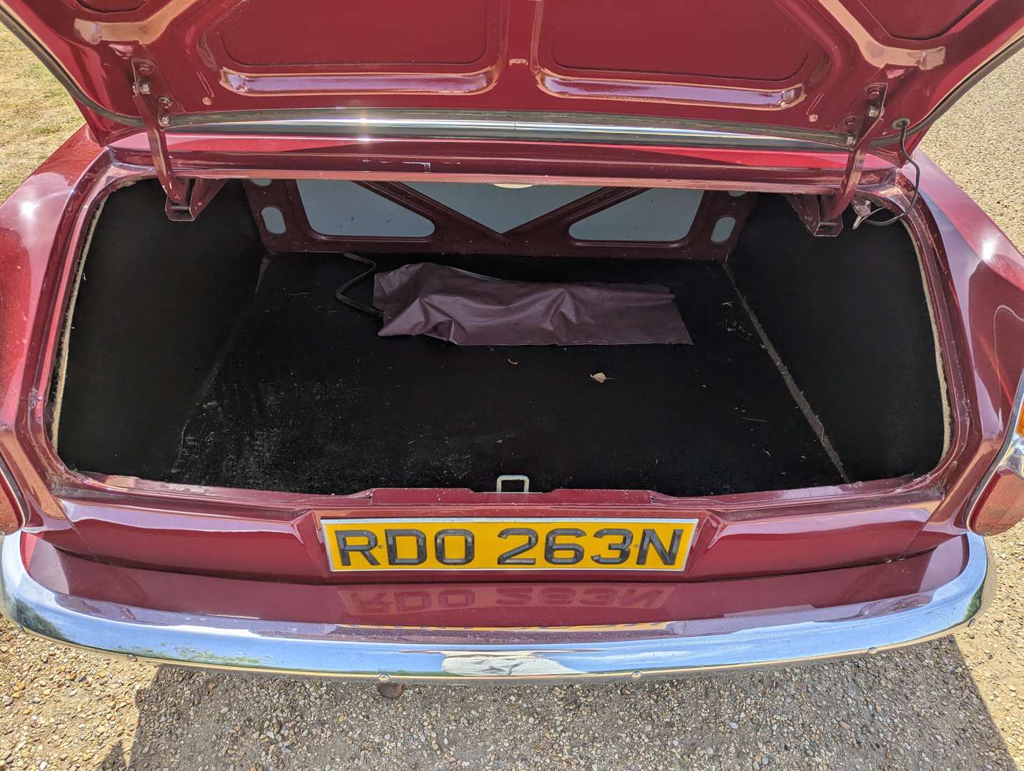<p>1974 MORRIS 1800 SALOON</p>