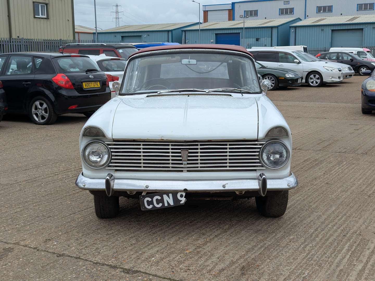 <p>1964 HILLMAN SUPER MINX</p>