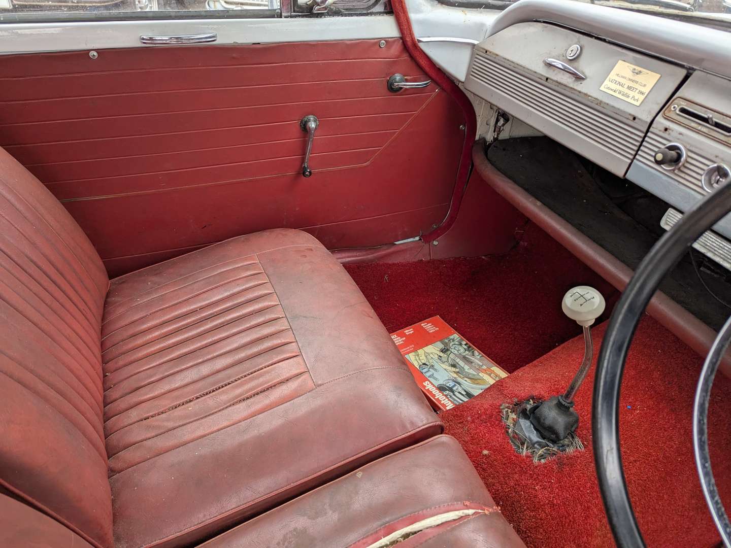 <p>1964 HILLMAN SUPER MINX</p>