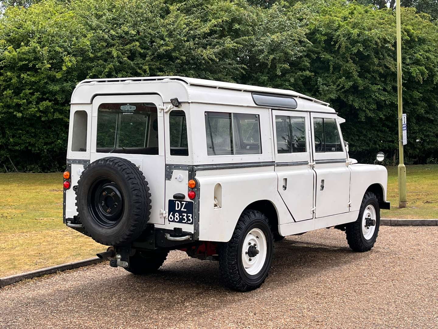<p>1966 LAND ROVER SERIES IIA 109"</p>