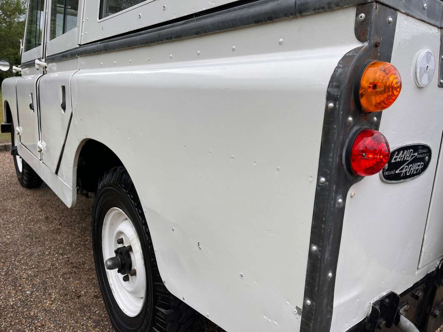 <p>1966 LAND ROVER SERIES IIA 109"</p>