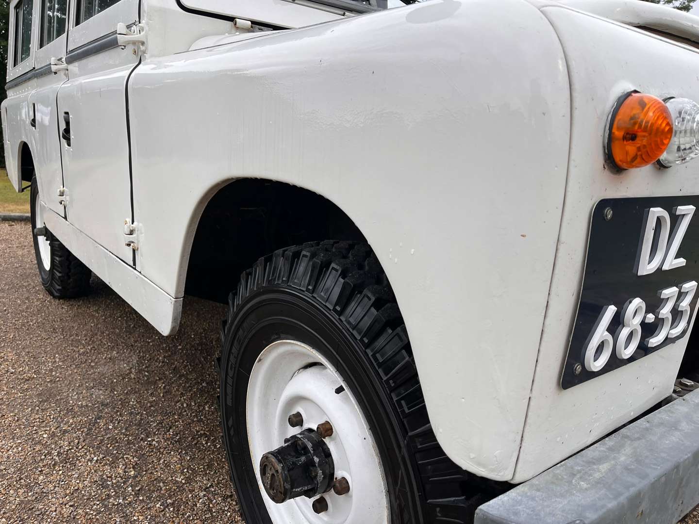 <p>1966 LAND ROVER SERIES IIA 109"</p>