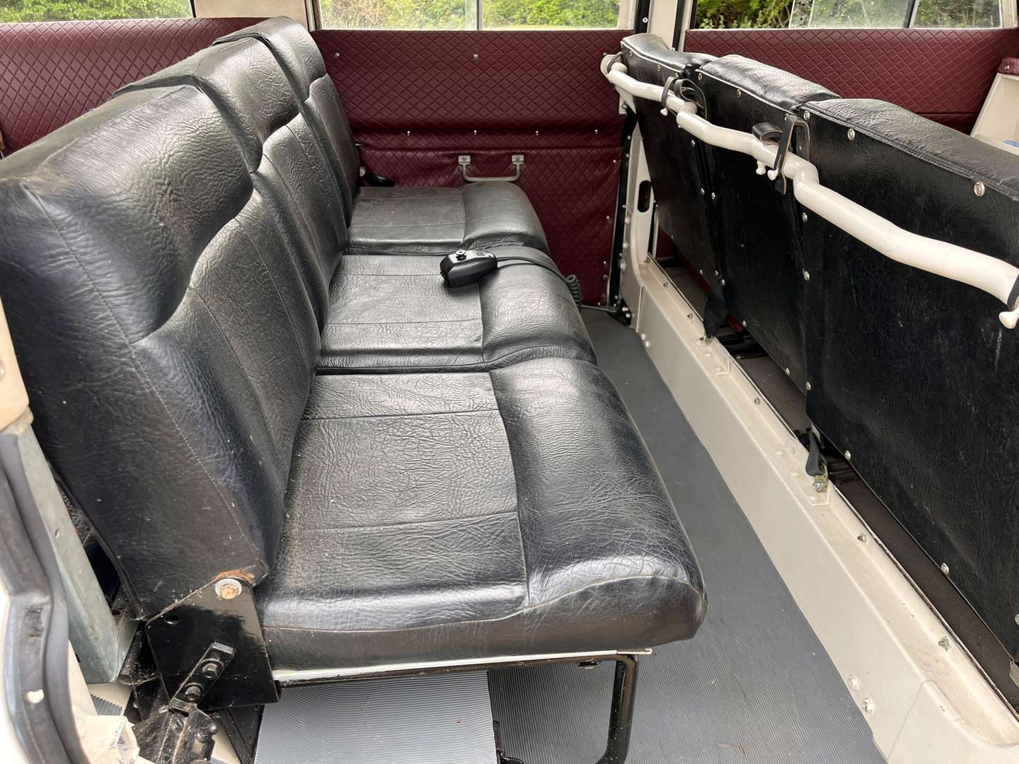 <p>1966 LAND ROVER SERIES IIA 109"</p>
