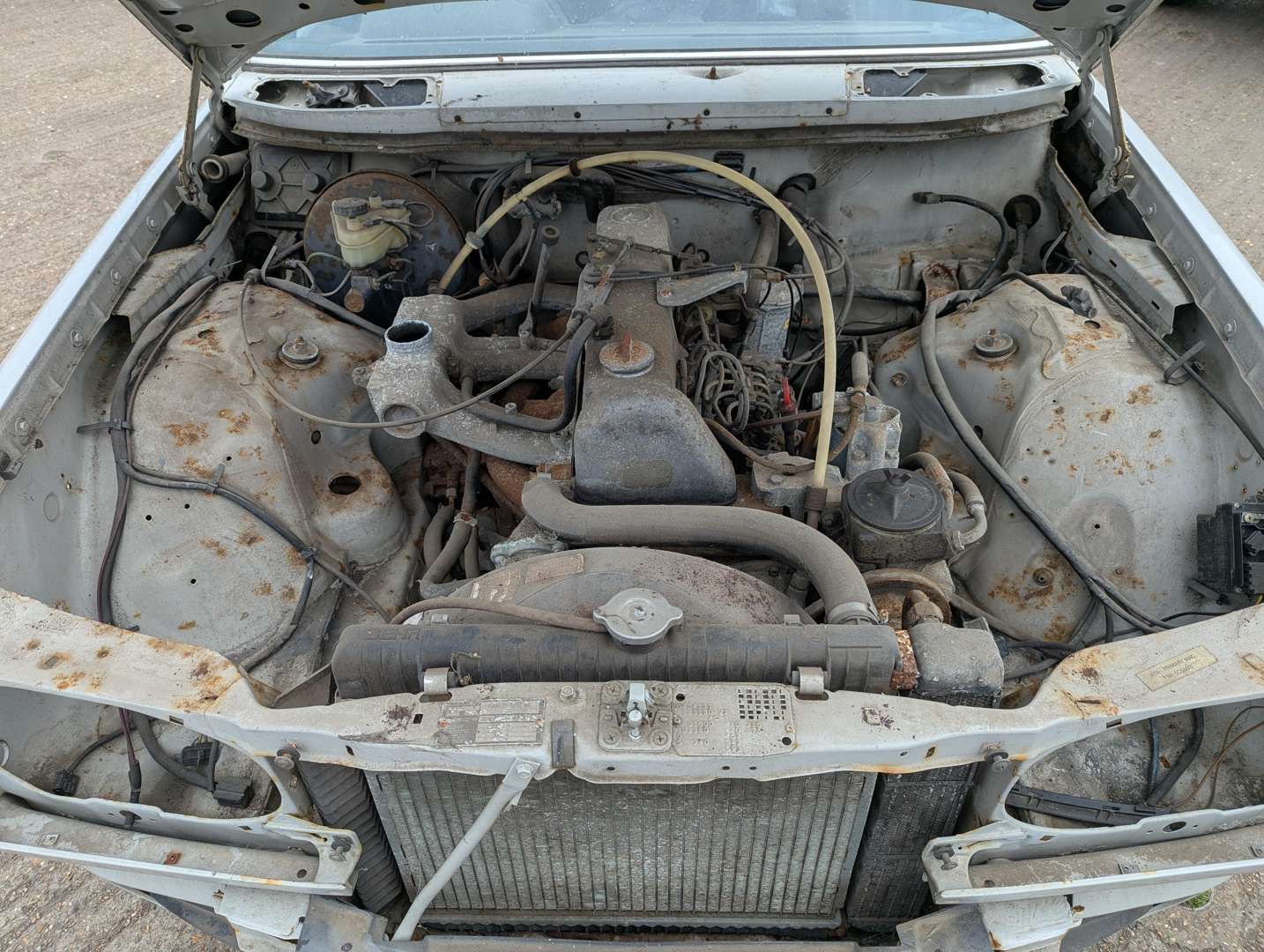 <p>1981 MERCEDES 300D AUTO</p>