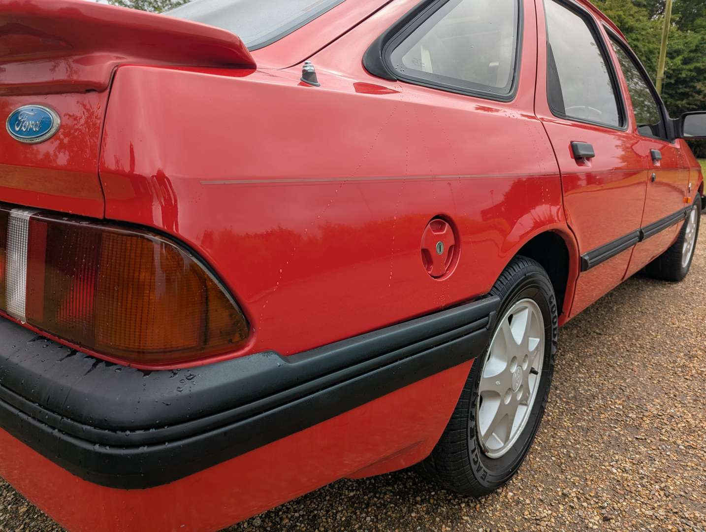 <p>1987 FORD SIERRA XR4X4</p>