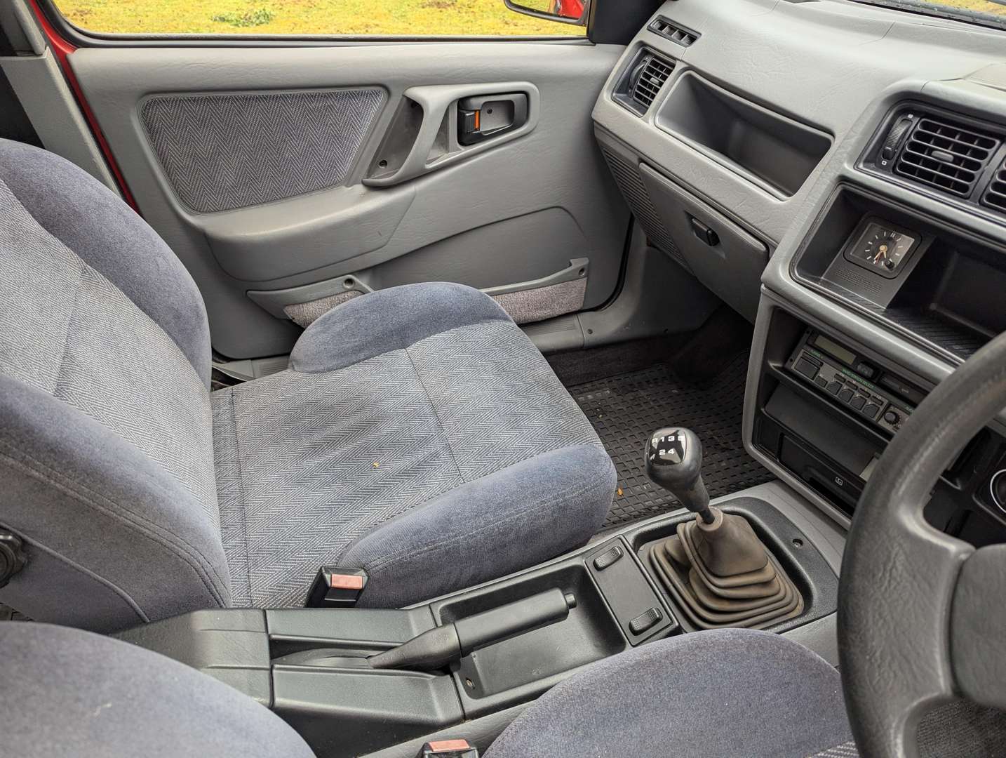 <p>1987 FORD SIERRA XR4X4</p>