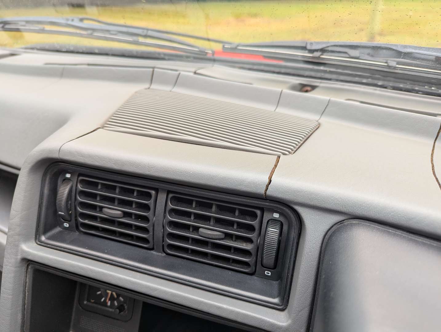 <p>1987 FORD SIERRA XR4X4</p>
