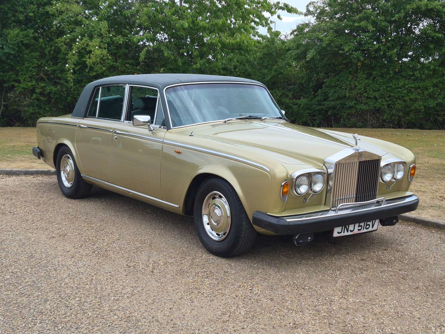 <p>1979 ROLLS ROYCE SILVER SHADOW II</p>