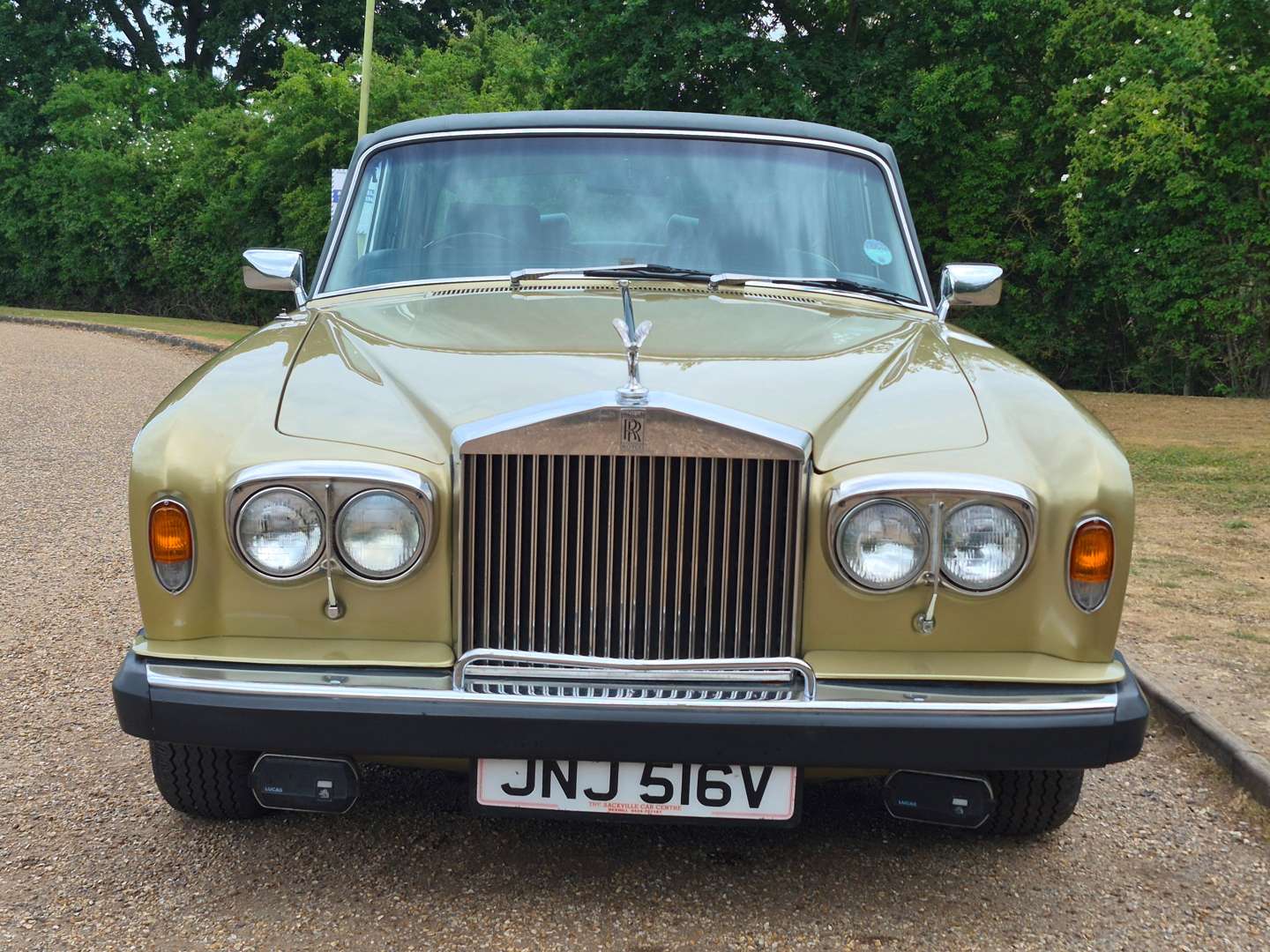 <p>1979 ROLLS ROYCE SILVER SHADOW II</p>