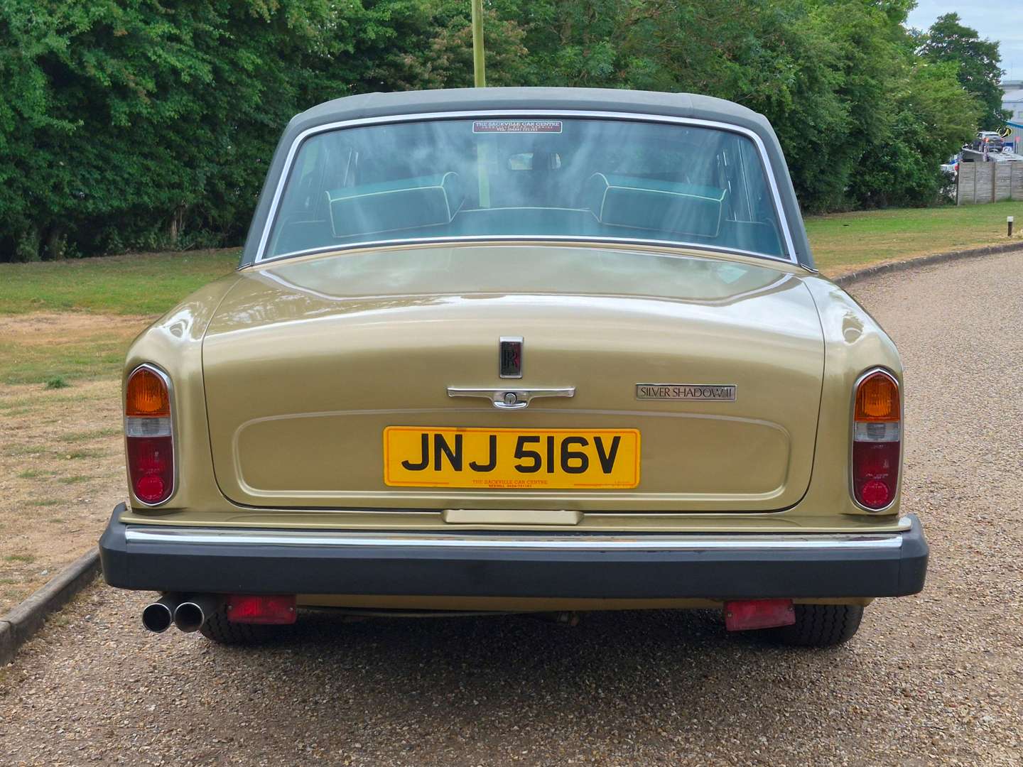 <p>1979 ROLLS ROYCE SILVER SHADOW II</p>