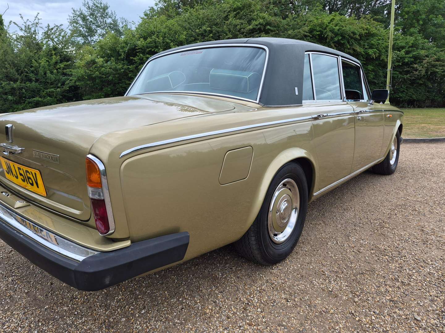 <p>1979 ROLLS ROYCE SILVER SHADOW II</p>