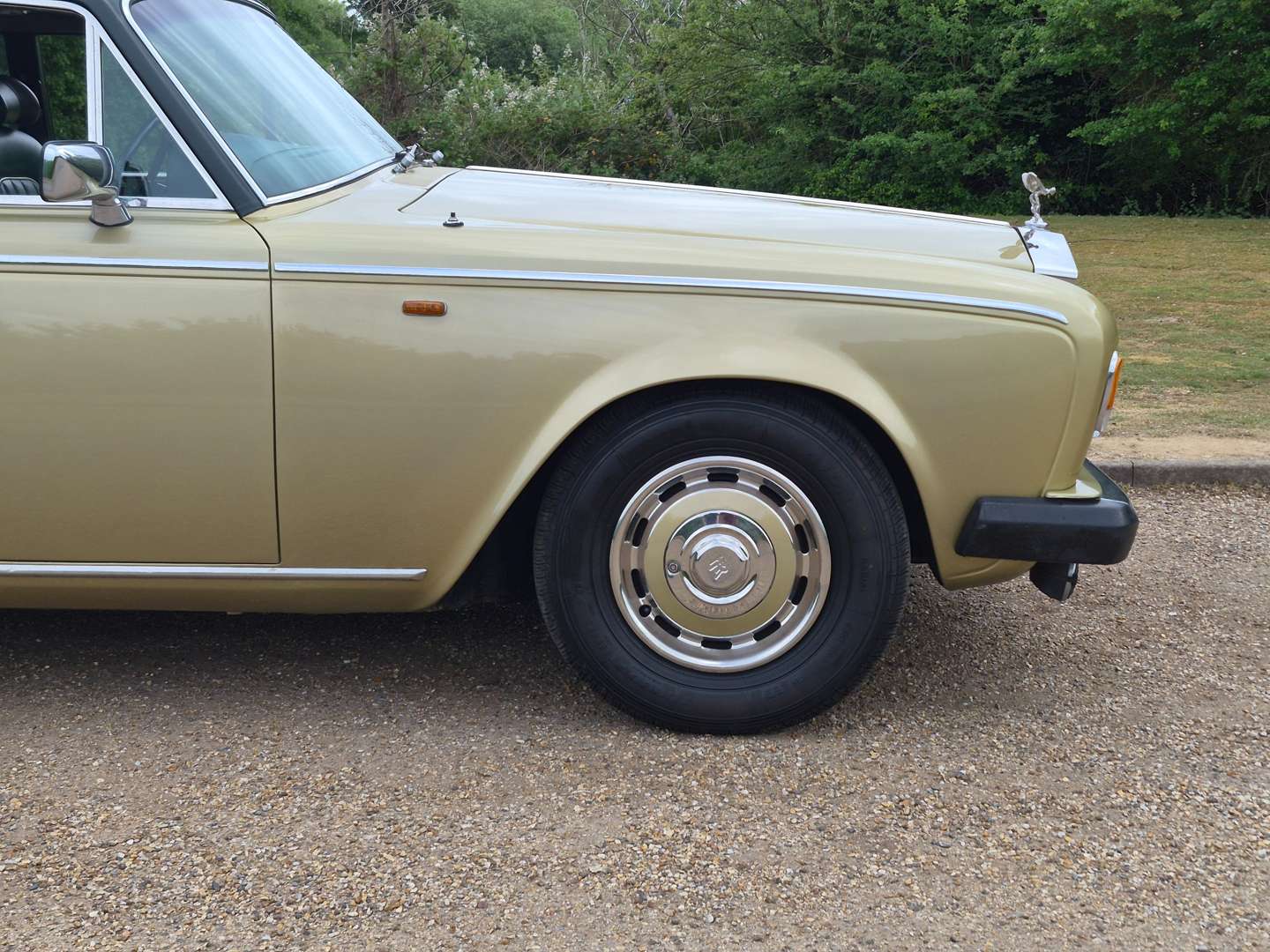 <p>1979 ROLLS ROYCE SILVER SHADOW II</p>