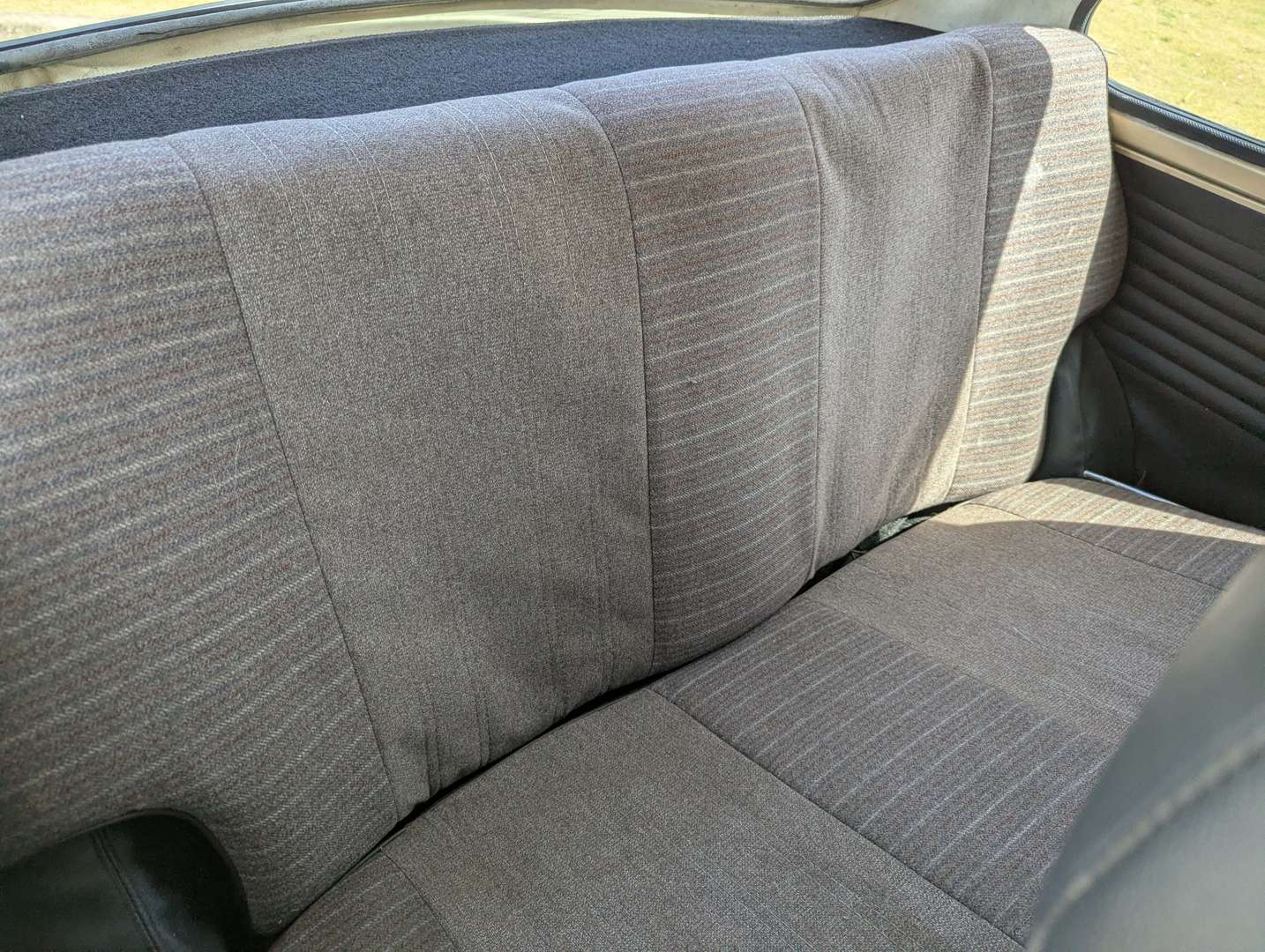 <p>1986 MORRIS MINI</p>