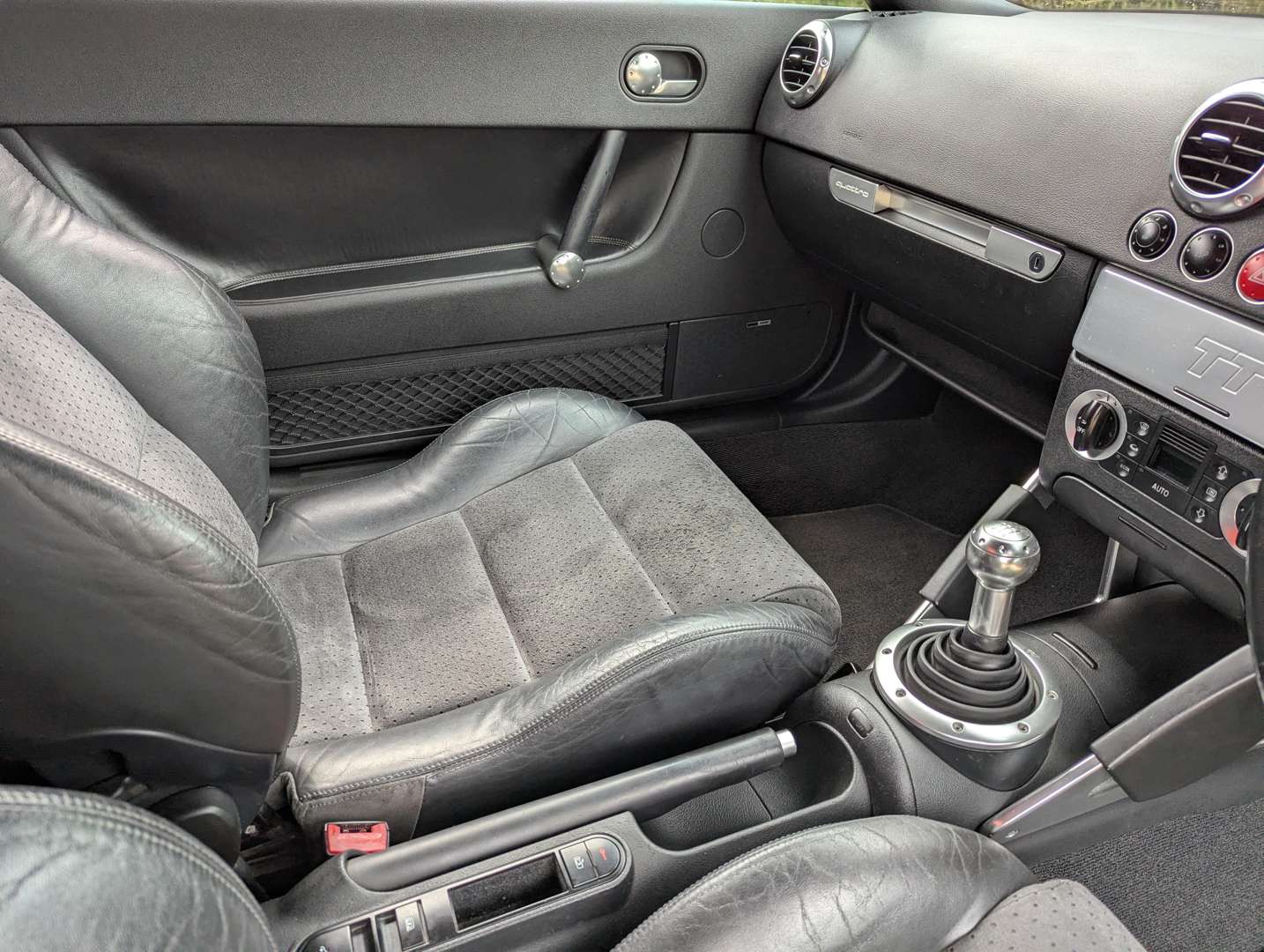 <p>2002 AUDI TT QUATTRO 225 BHP</p>