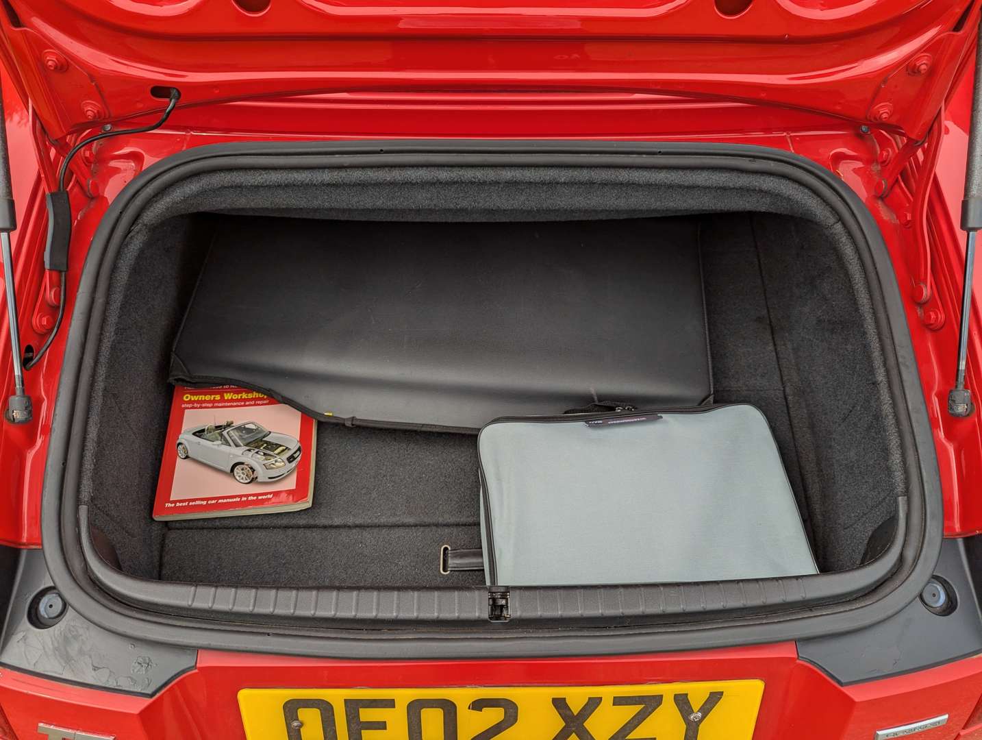 <p>2002 AUDI TT QUATTRO 225 BHP</p>