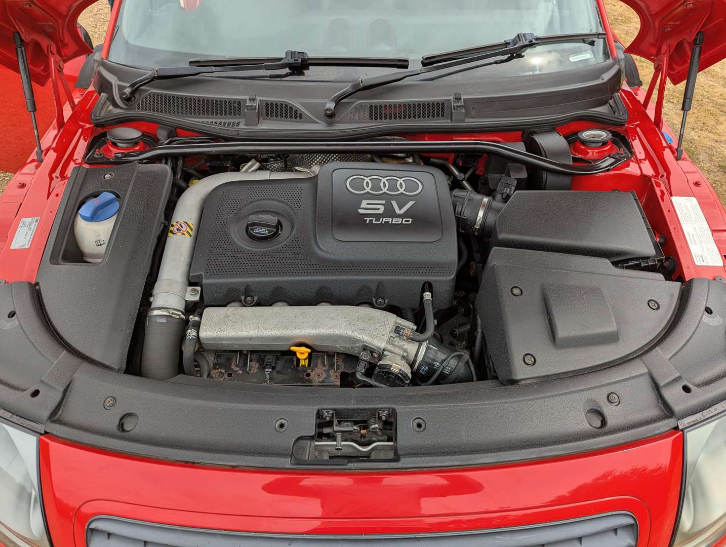 <p>2002 AUDI TT QUATTRO 225 BHP</p>