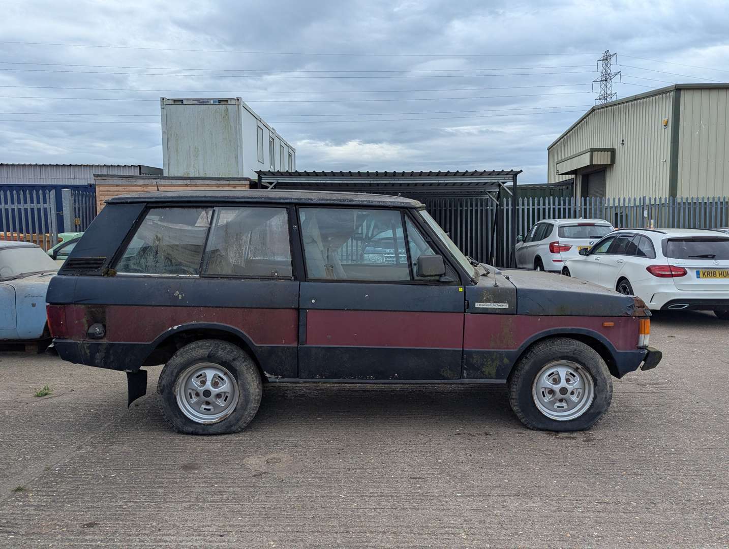 <p>1972 RANGE ROVER CLASSIC</p>